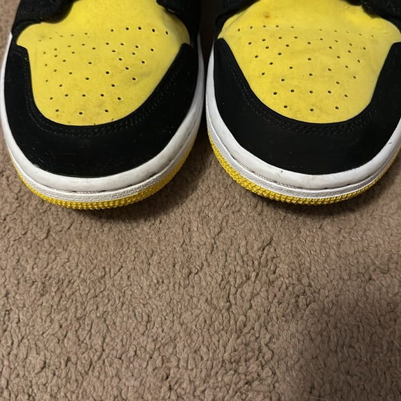 2019 Men’s Jordan’s 1 mid yellow toe size 11 - Picture 11 of 16